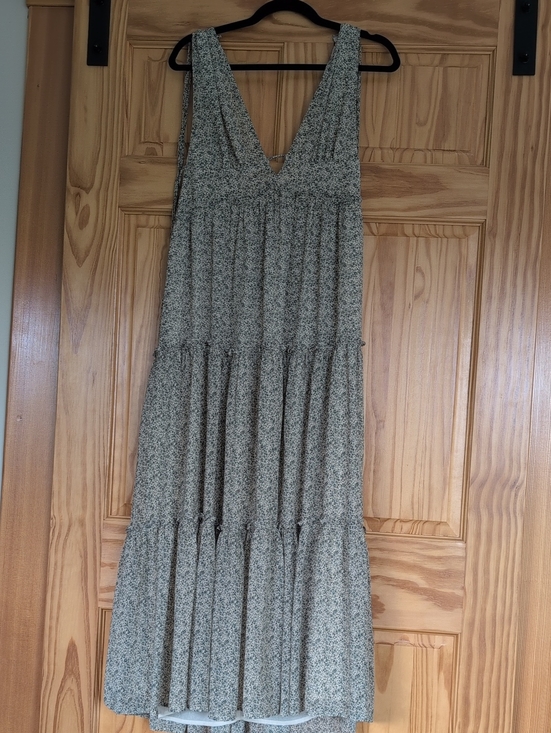 Lulus Dresses & Skirts - Wandering Wistfully Green Floral Print Tiered Maxi Dress - Lulu's